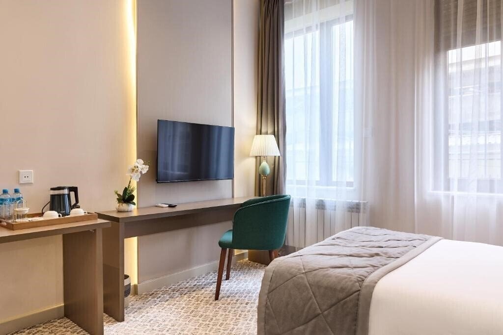 Апартаменты Maestro Address Hotel 4*