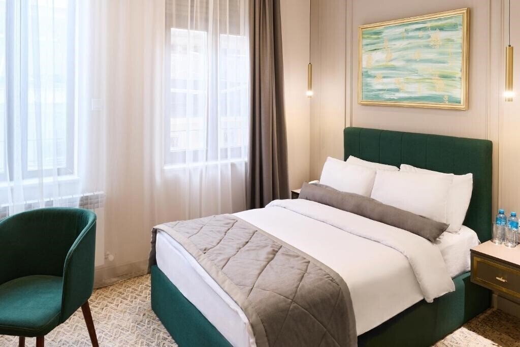 Панорама Maestro Address Hotel 4*