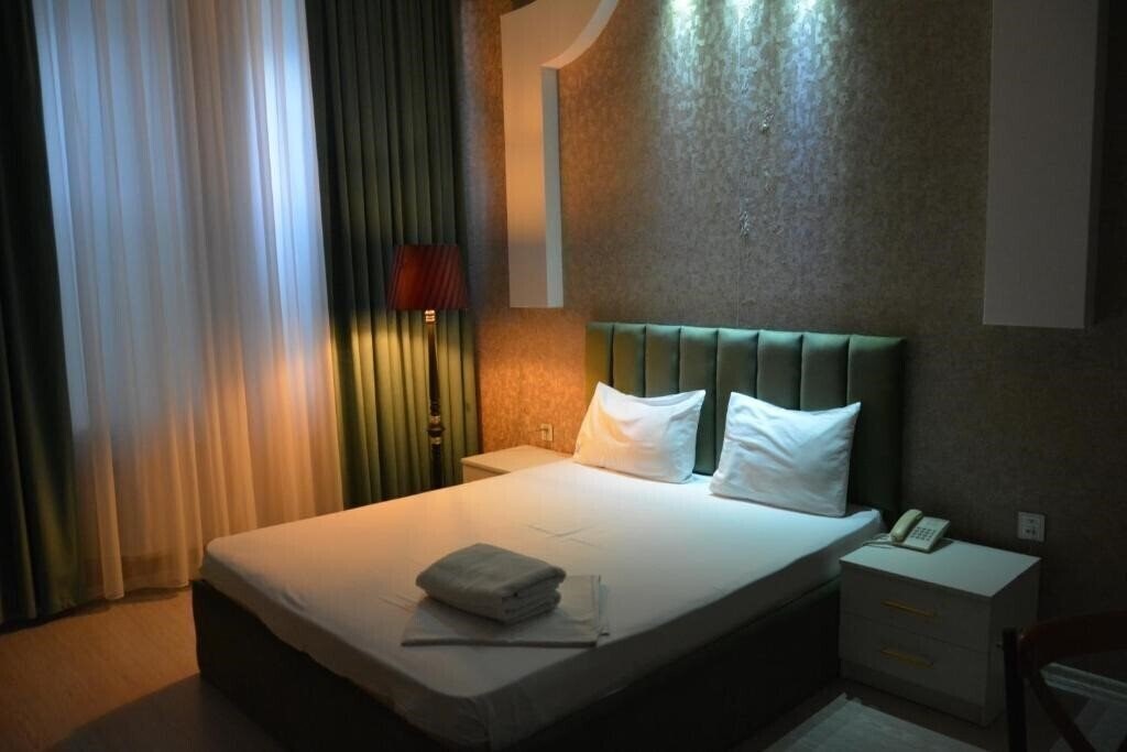 Панорама Perron Hotel Baku 3*