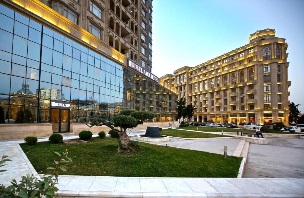 Готель Rusel Park Hotel 4*