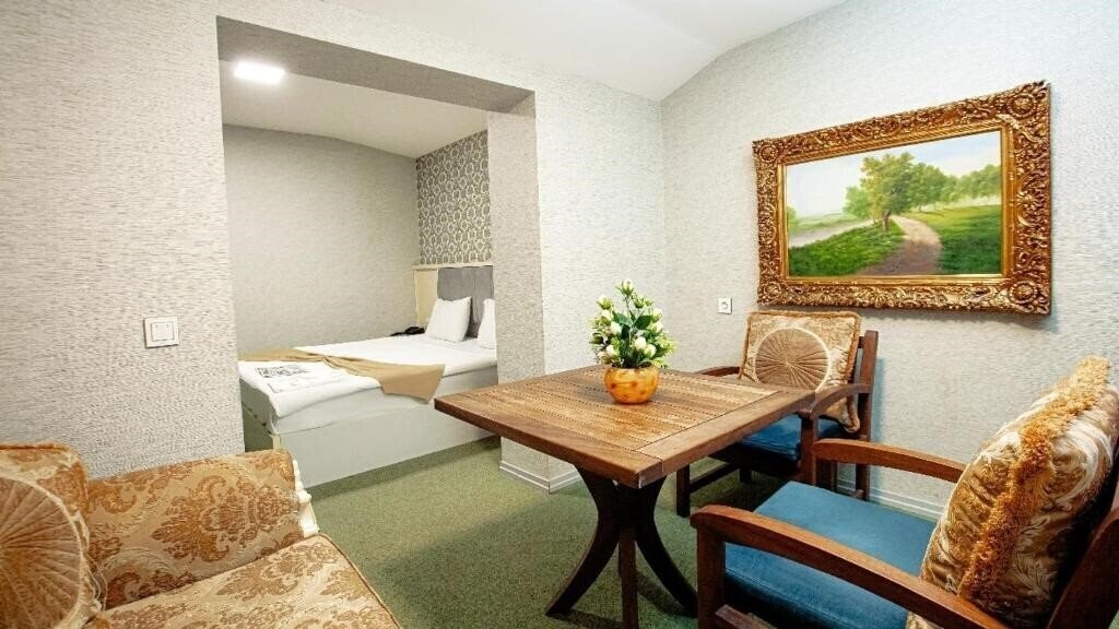 Панорама Alis Hotel 3*