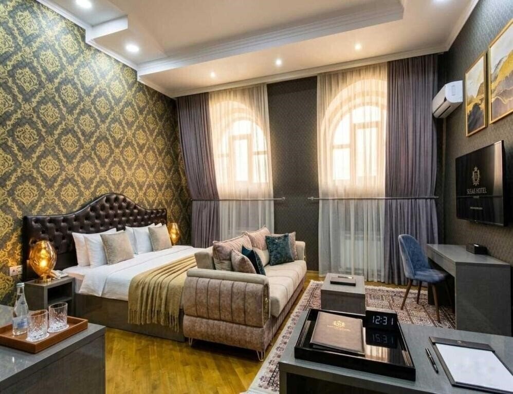 Вид Pilot Hotel Baku 3*