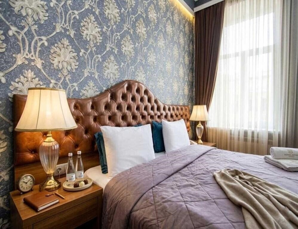 Территория Pilot Hotel Baku 3*