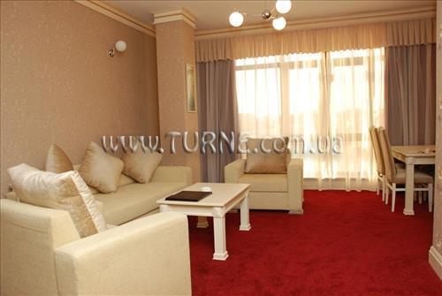 Фото Alp Inn Hotel 4*