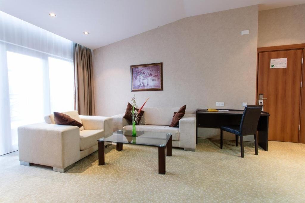 Апартаменты Austin Hotel 4*