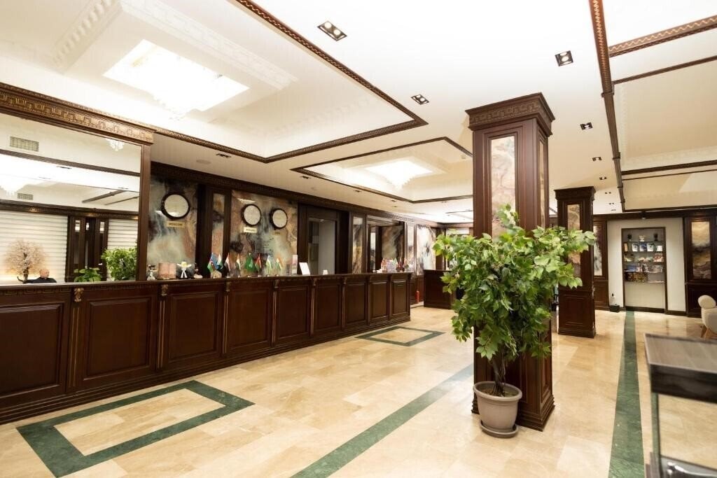 Фотография Grand Hotel Baku Central Park 4*