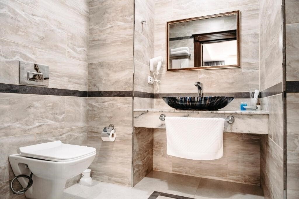Вид Grand Hotel Baku Central Park 4*