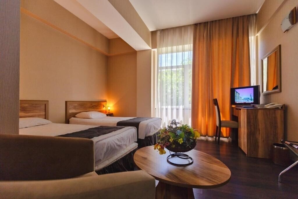 Вид Diplomat Hotel Baku 3*