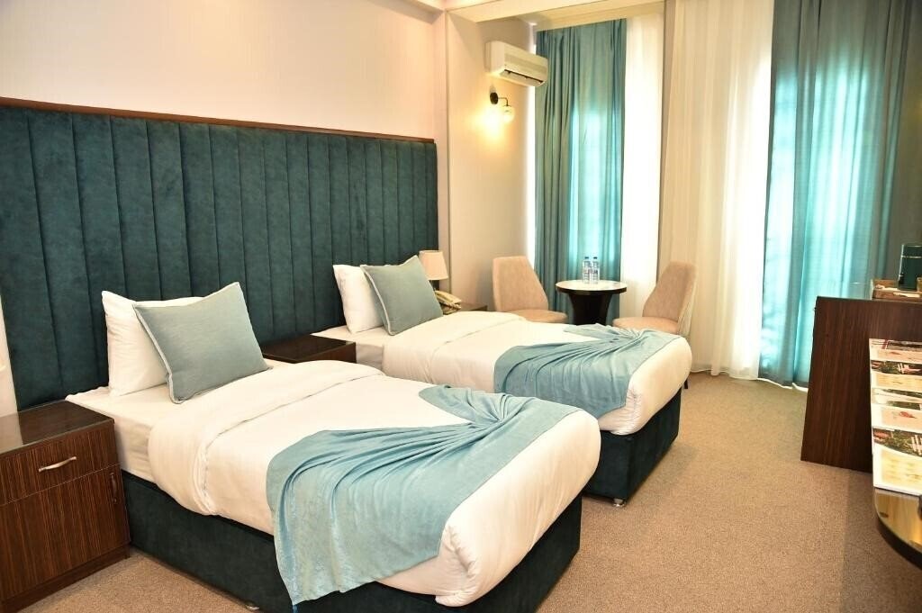 Вид Karat Inn 3*