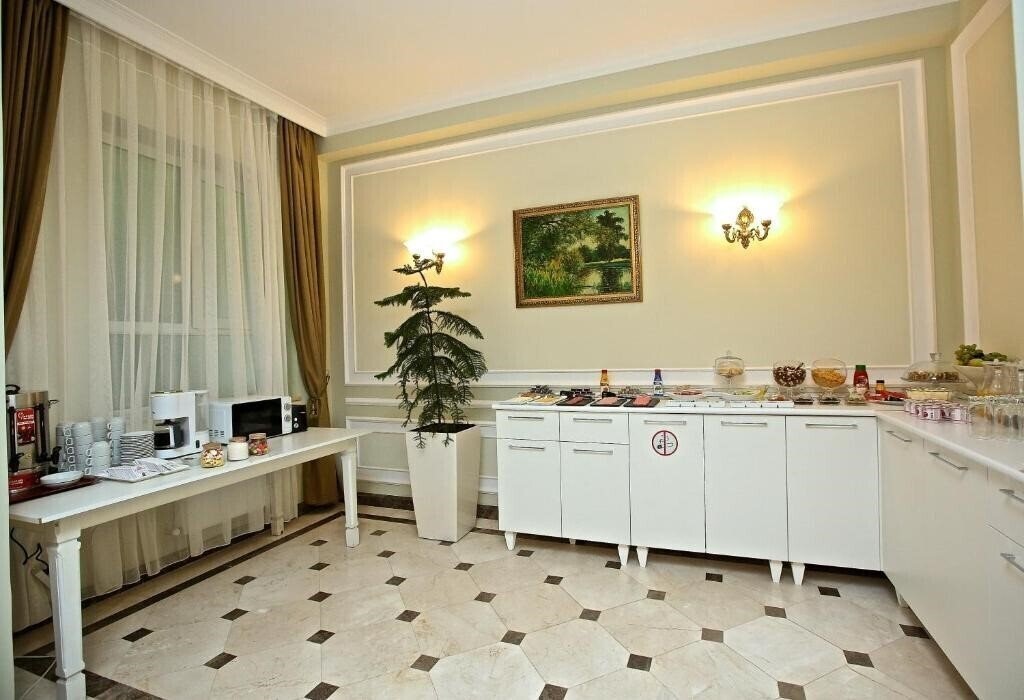 Вид Miraj Hotel 3*