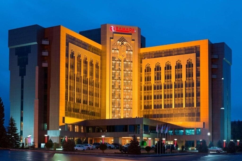 Картинка Ramada Plaza Gence 5*