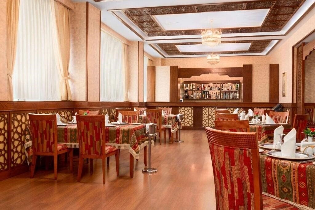 Апартаменты Ramada Plaza Gence 5*