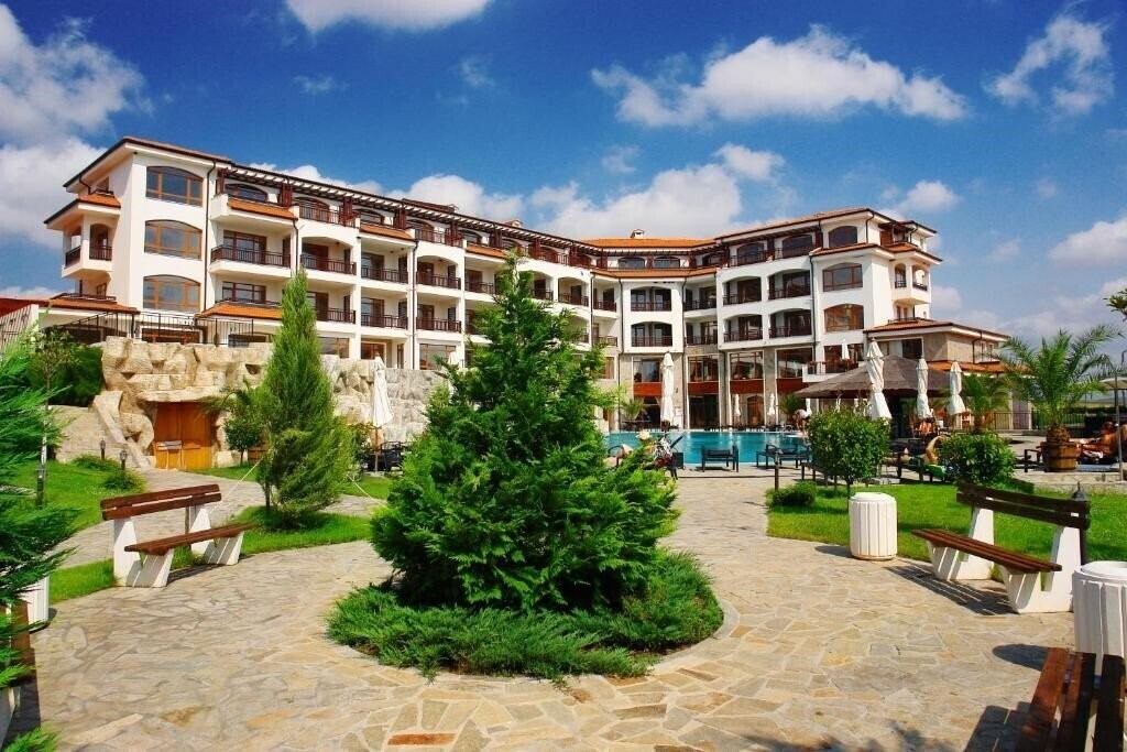 Вид Vineyards Apart Hotel апартаменты