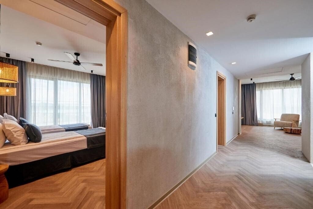 Панорама Hotel Fara by Marina Cape (ex. Lighthouse by Marina Cape) 4*