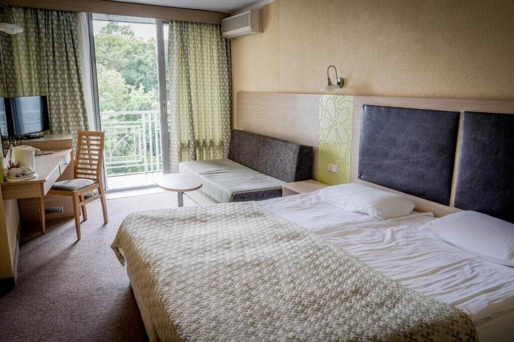 Апартаменти Gergana 4*