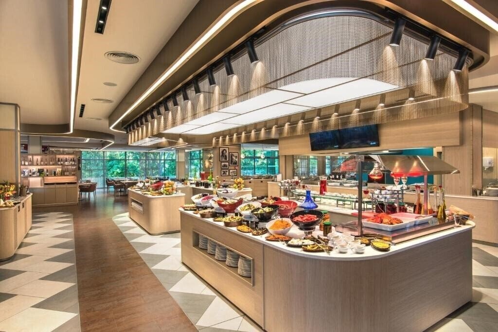 Панорама Maritim Hotel Amelia 5*