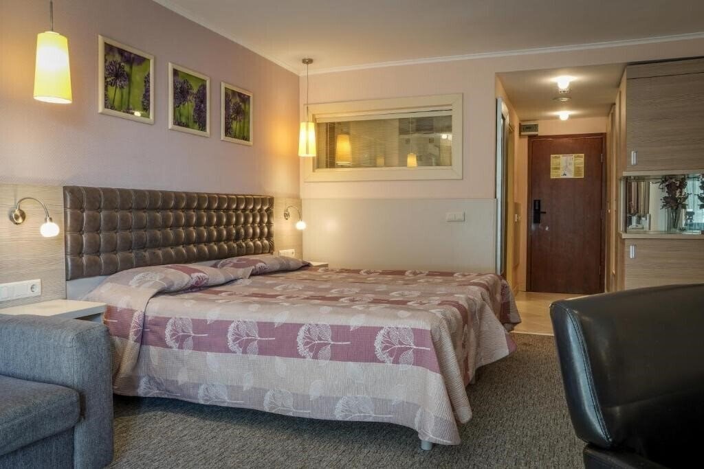 Панорама Sandy Beach 4*