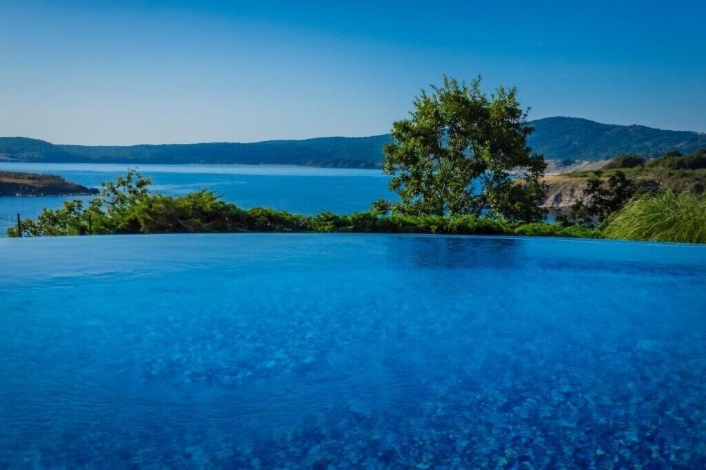 Апартаменти Saint Thomas Holiday Village 5*