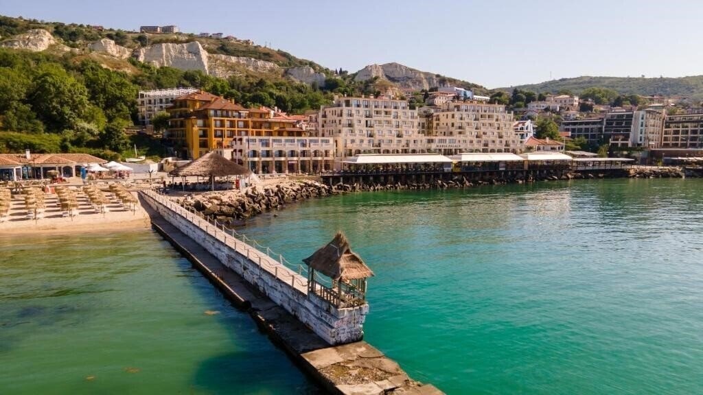 Панорама Maria Palace Balchik (ex. Maria Palace Aparthotel) 2*