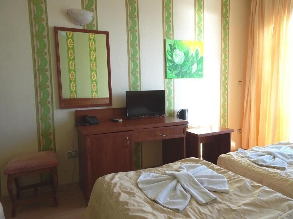 Территория Lotos Balchik 3*