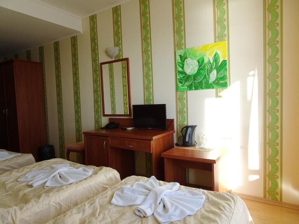 Апартаменты Lotos Balchik 3*