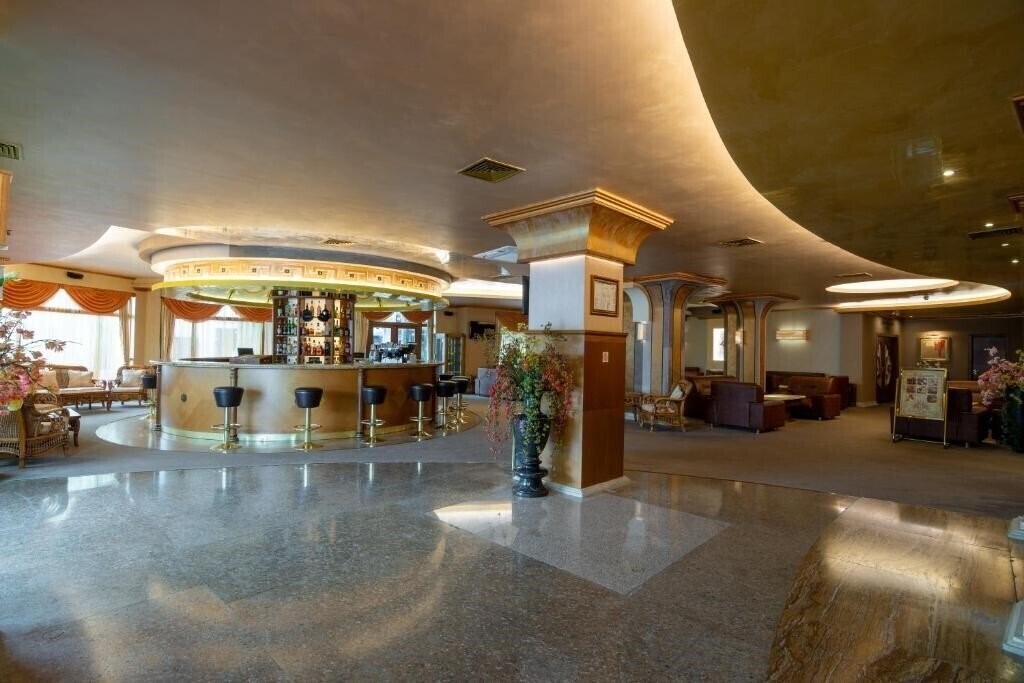 Вид Mistral Hotel 4*