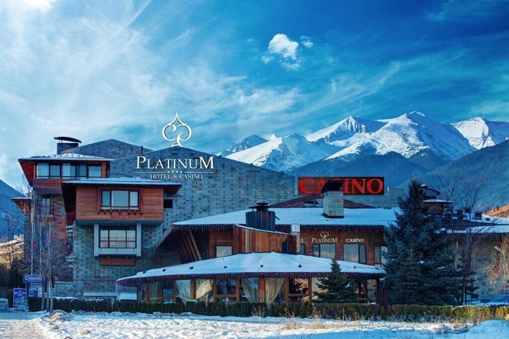 Отель Platinum Hotel & Casino Bansko (ex. Perun Hotel & Platinum Casino) 4*