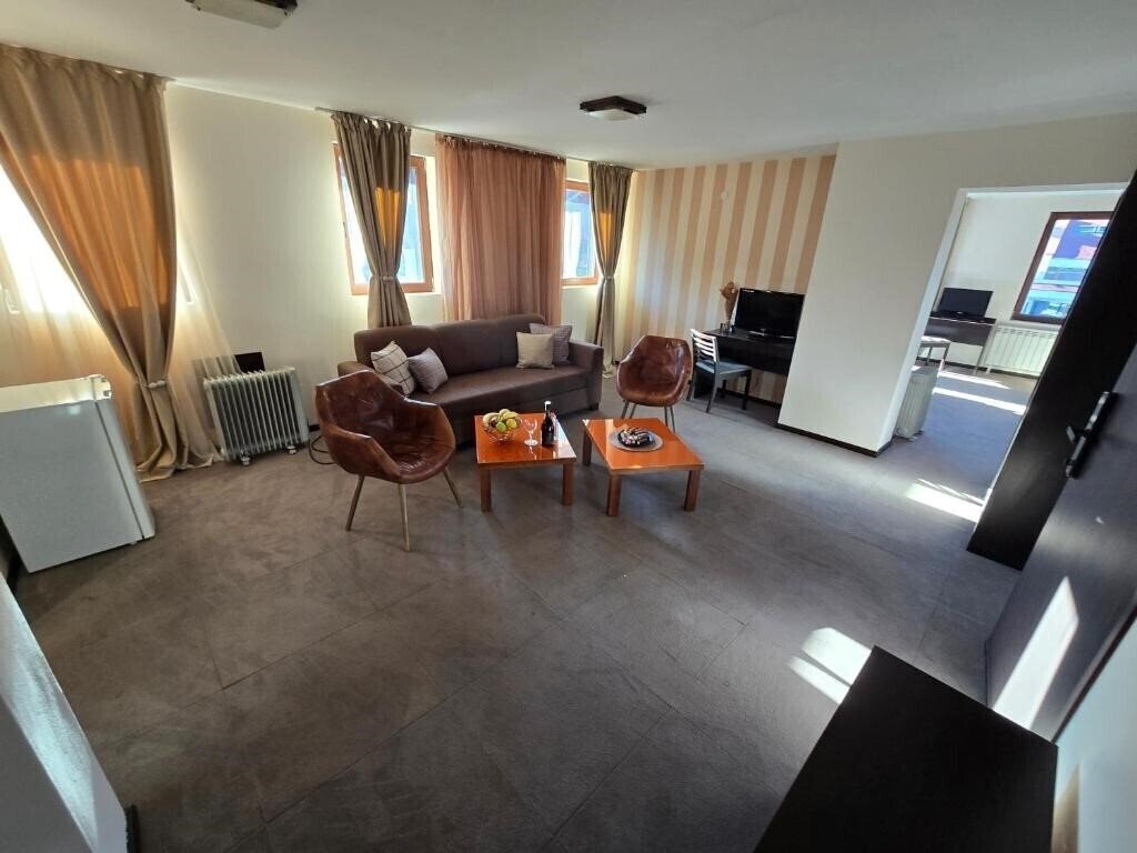 Фото Florimont Heights 4*