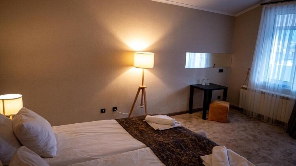 Апартаменты Riverside 4*