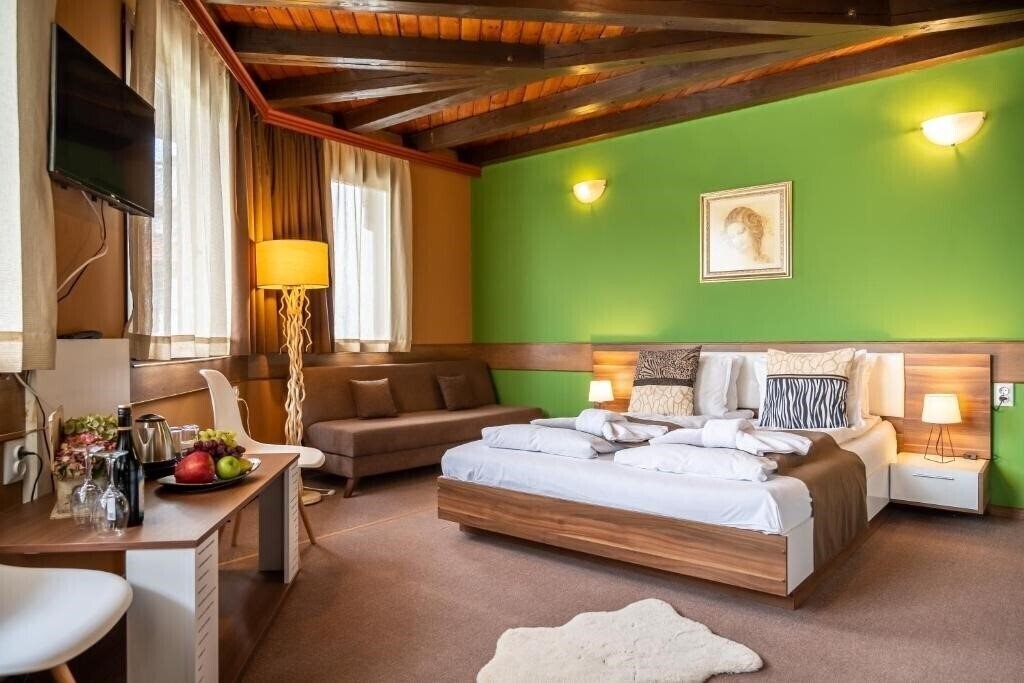 Вид Hotel Grami 3*