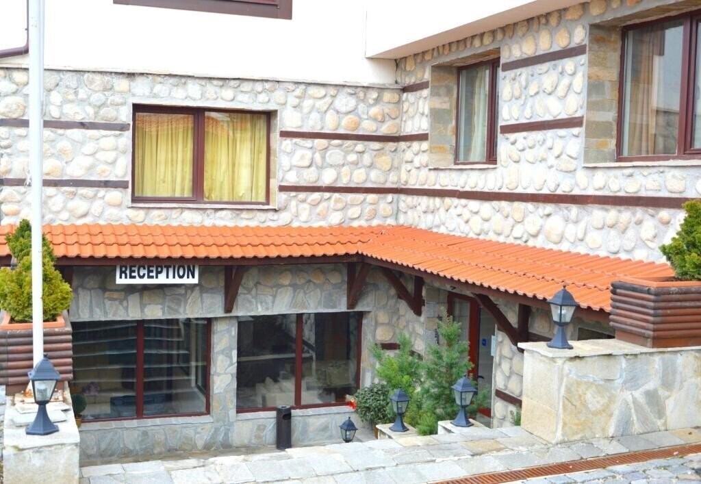 Отель Winslow Elegance 4*