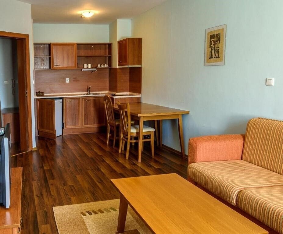 Апартаменти Evergreen 3*