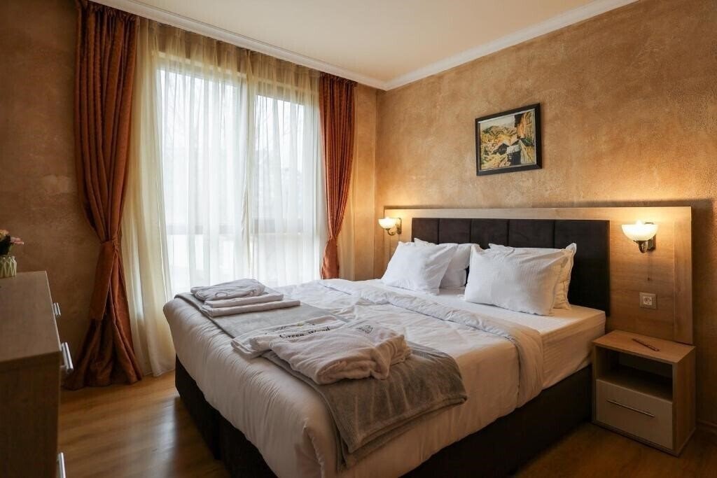 Апартаменты Green Wood 4*