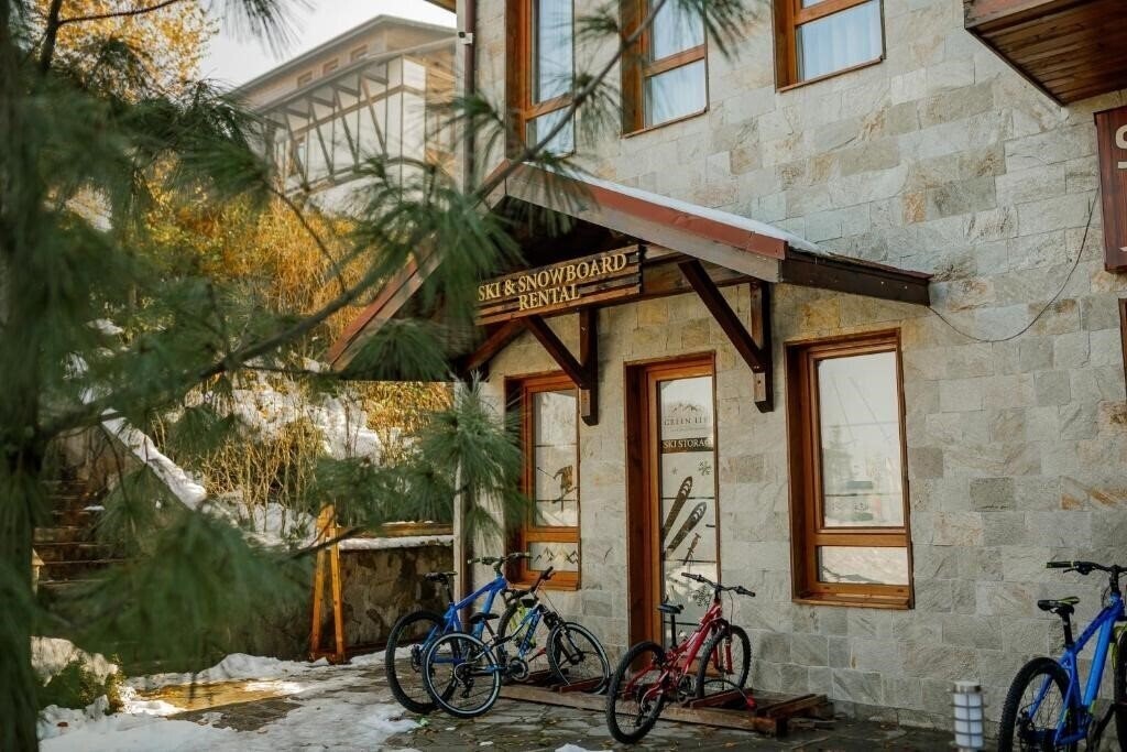 Панорама Green Life Ski & Spa Resort 4*