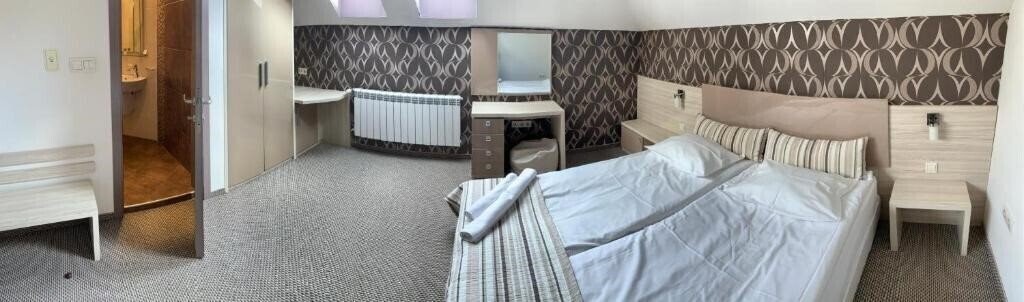 Апартаменти Granat Apartments 2*