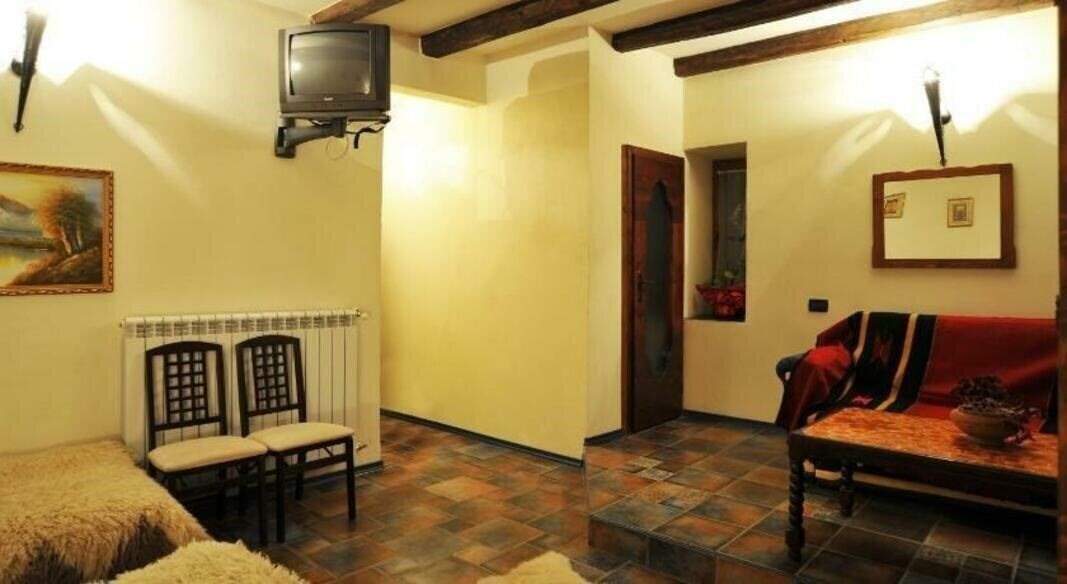 Картинка Old House 1980 3*