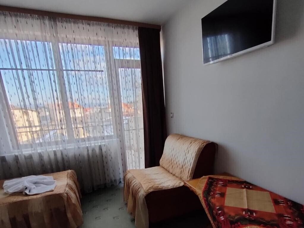 Вид Guest House Grachenovi 3*