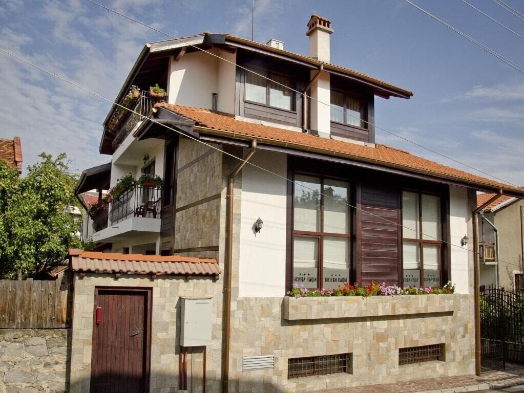 Апартаменти Bizev Hotel 3*