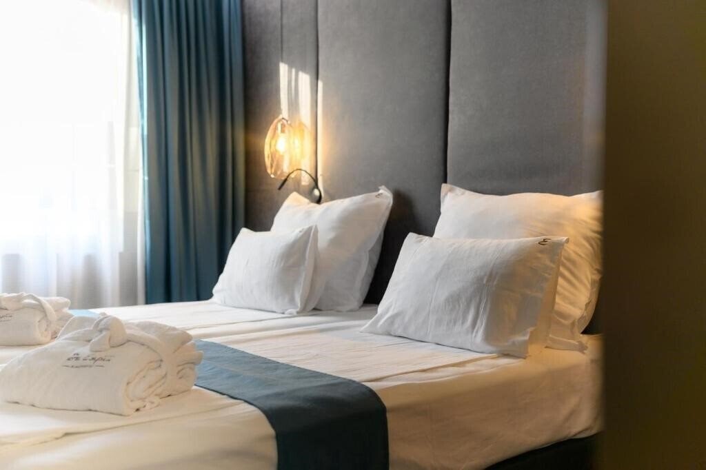 Територія Ezeretz 4*