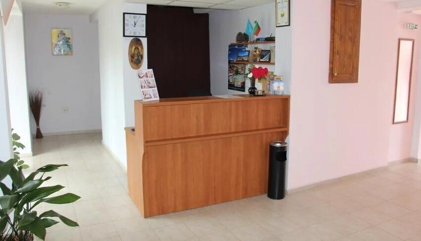 Вид Elena Lodge (ex. Elena House Family Hotel, Family Hotel Elena Lodge) 3*
