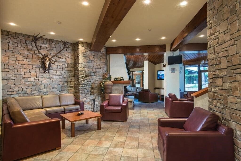 Территория Pirin 4*