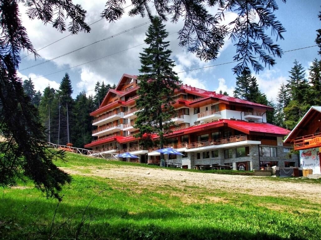 Панорама Hotel Yanakiev 4*