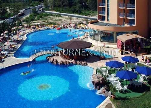 Территория Iberostar Tiara Beach 4*