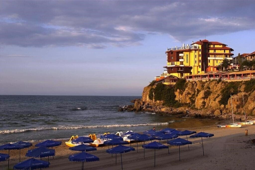 Картинка Parnasse 3*
