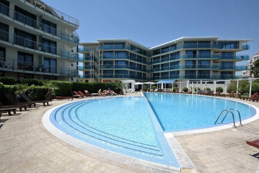 Вид Riviera Blue Complex 4*