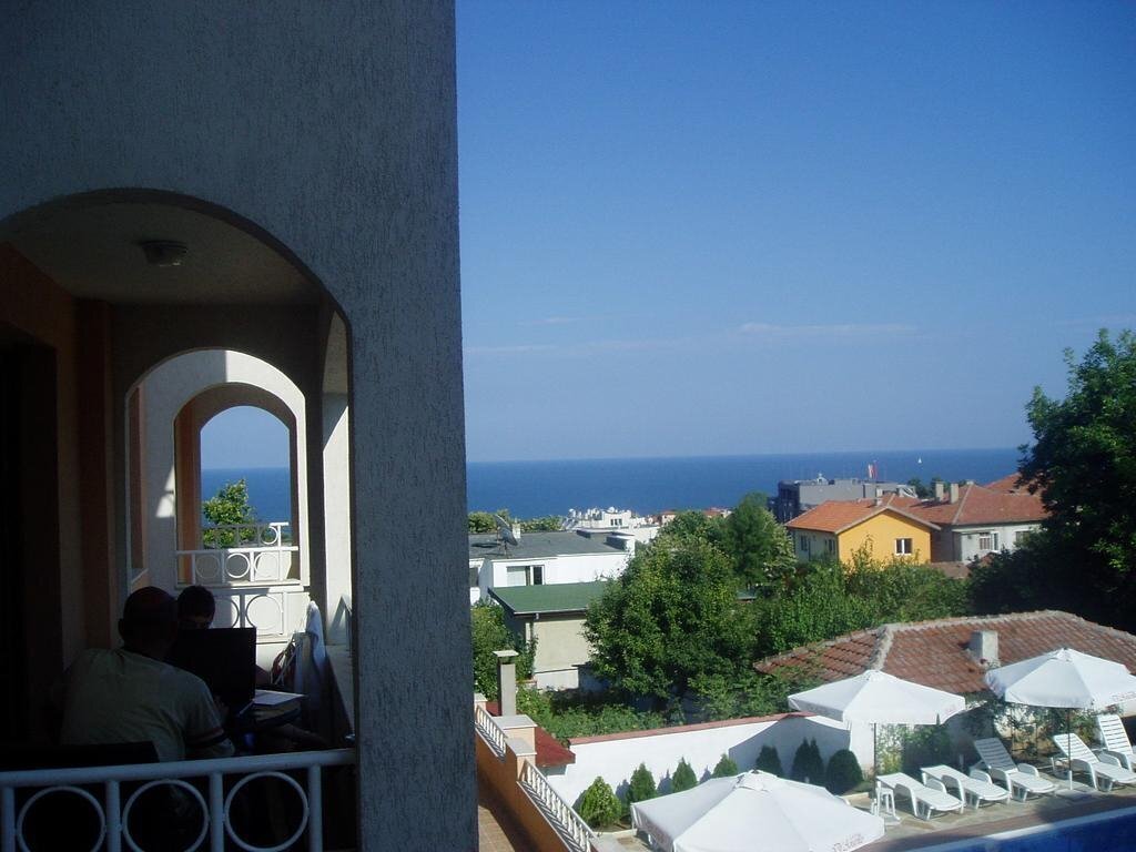 Апартаменти Byala Home Apartment Complex 3*