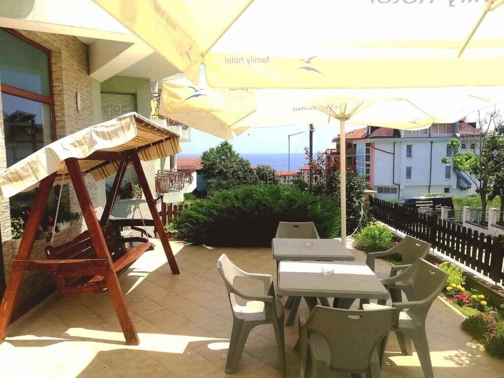 Фотографія Amore Family Hotel 1*