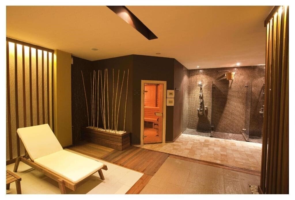 Территория Regina Mare 3*