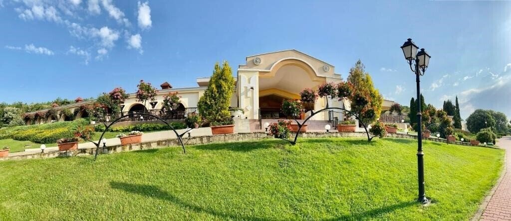 Панорама Duni Royal Belleville 4*