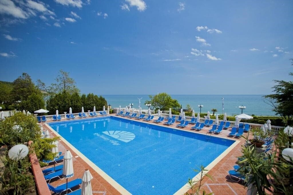 Территория Elenite Holiday Village 3*